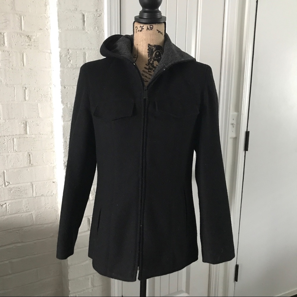 Warm 92% Wool Coat!!